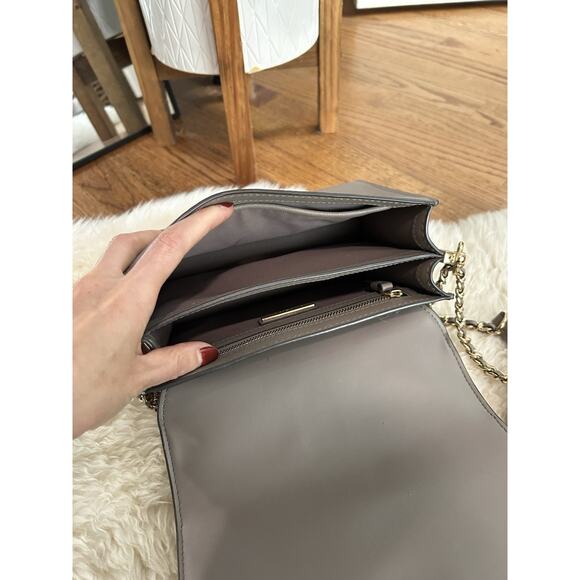 Tory Burch Robinson Convertible Shoulder Bag, French Gray - Picture 7 of 8